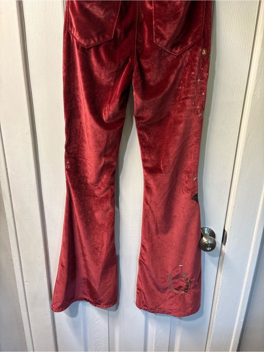 DRIFTWOOD Farrah
Hallucination embroiders
Velvet flares Pants RARE Wine Red 26 - Picture 5 of 8